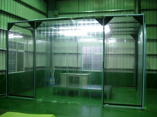 Class 100 Clean Room Booth 60 - 65dB Noise Level Dust Removal Booth ISO9001
